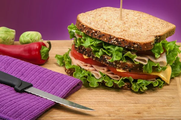 Yarım Ekmek Arası Tavuk